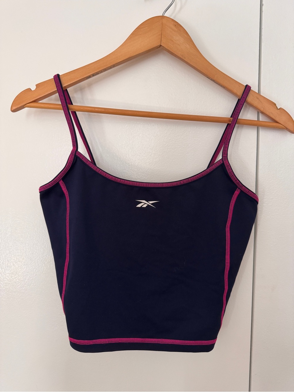 Reebok Navy Sports Crop Top with Pink Trim size XS